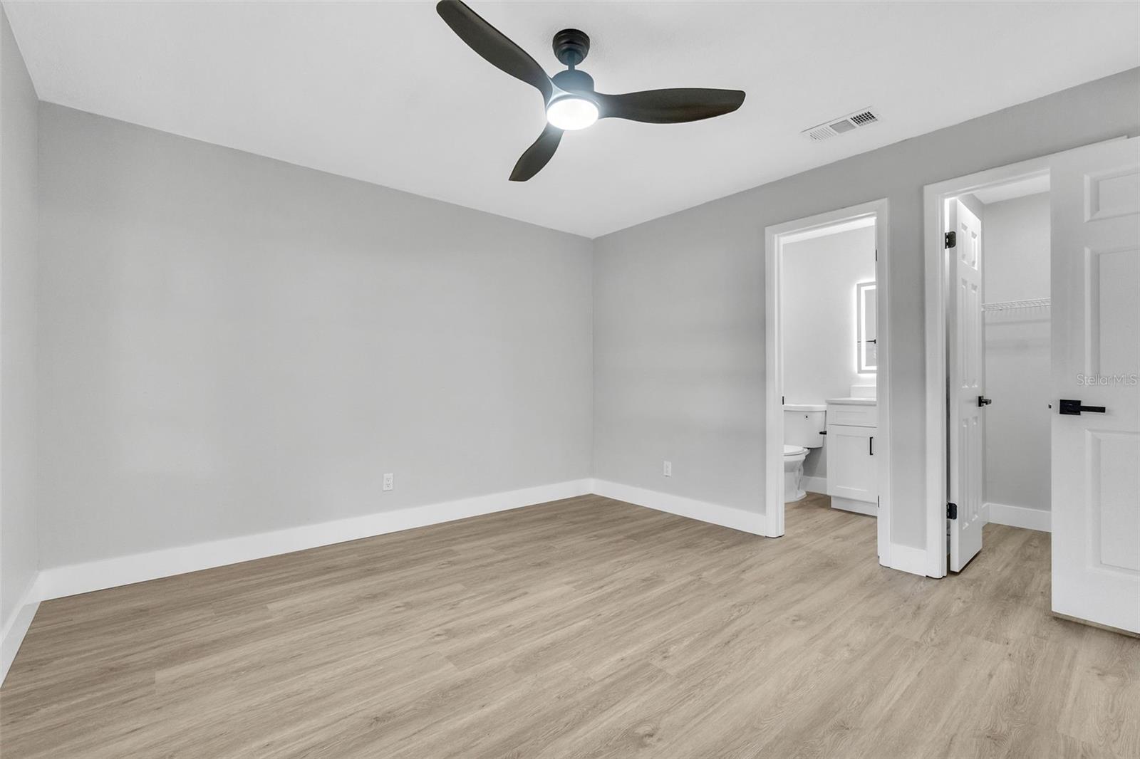 2029 LAS PALMAS CIR, ORLANDO, FL, 32822