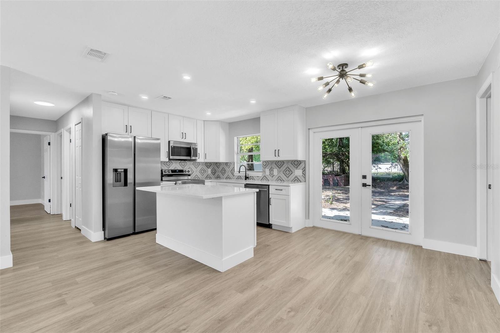 2029 LAS PALMAS CIR, ORLANDO, FL, 32822
