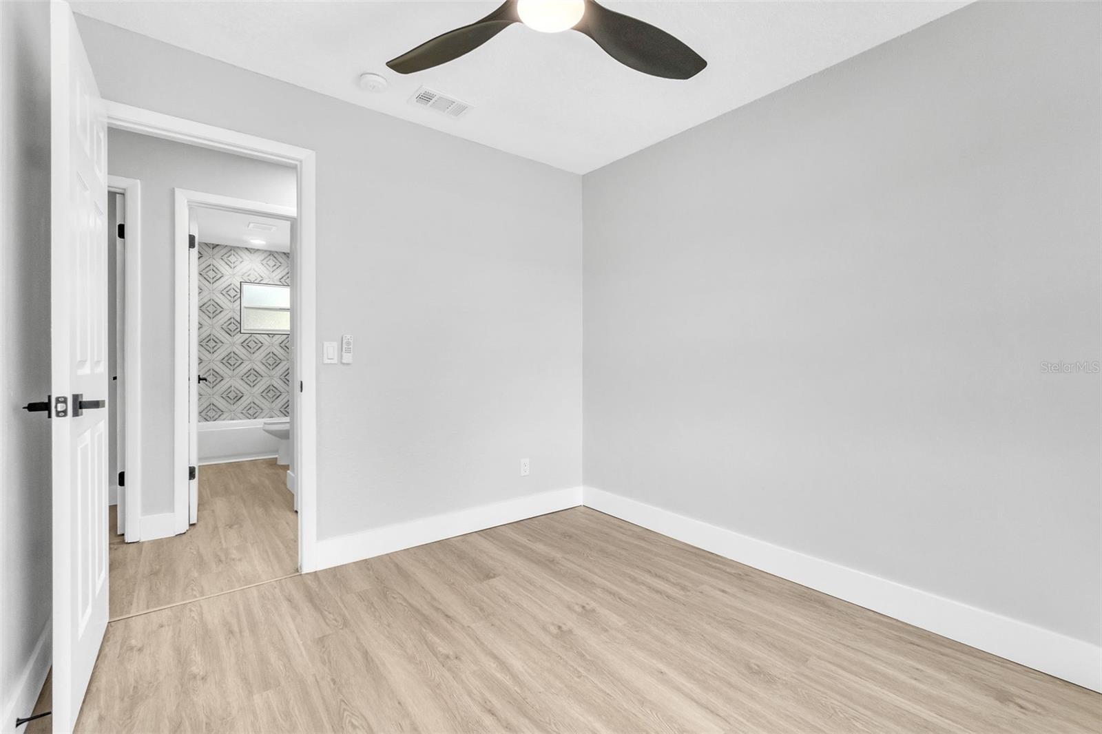 2029 LAS PALMAS CIR, ORLANDO, FL, 32822