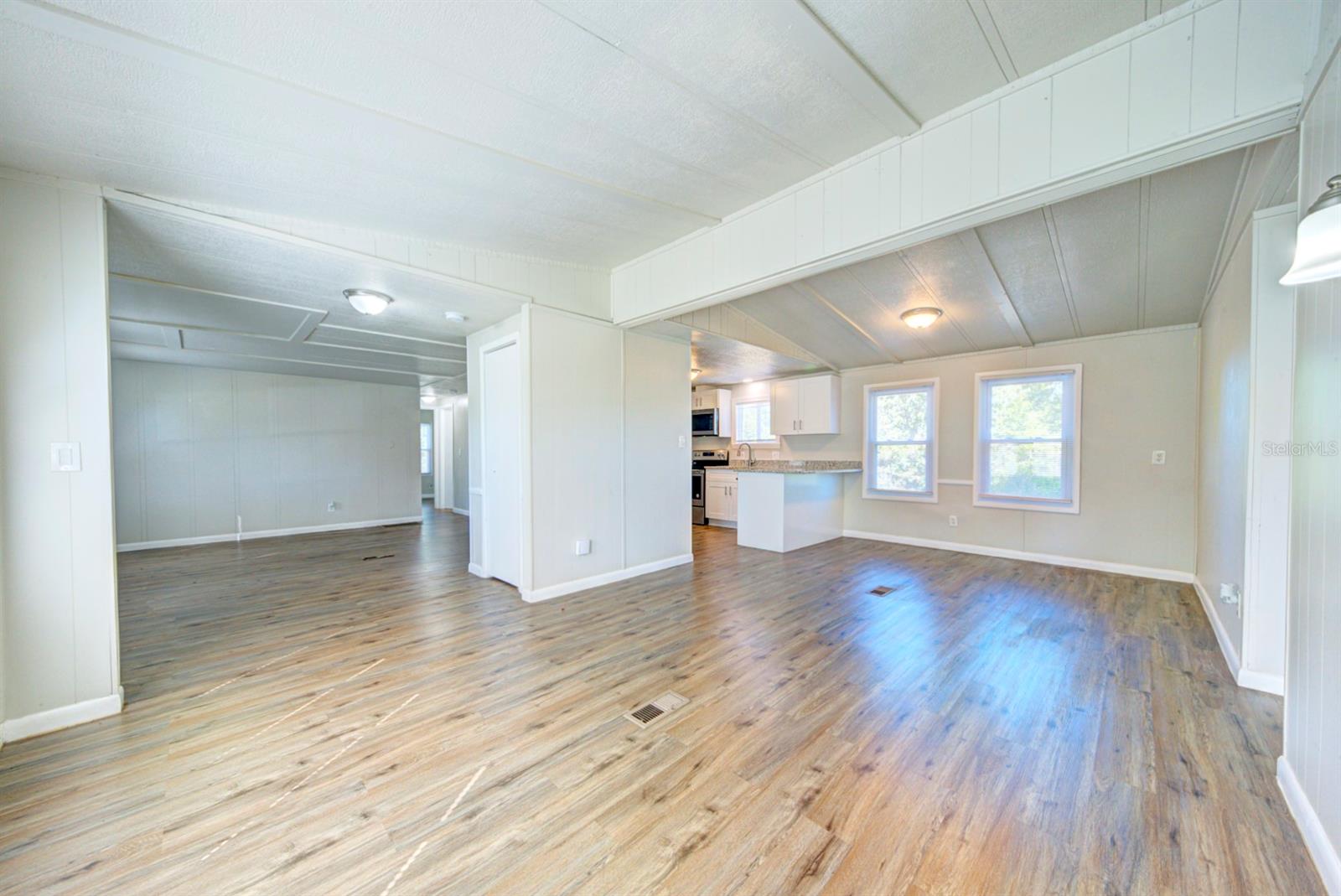 4889 CAMBRIDGE DR, MIMS, FL, 32754