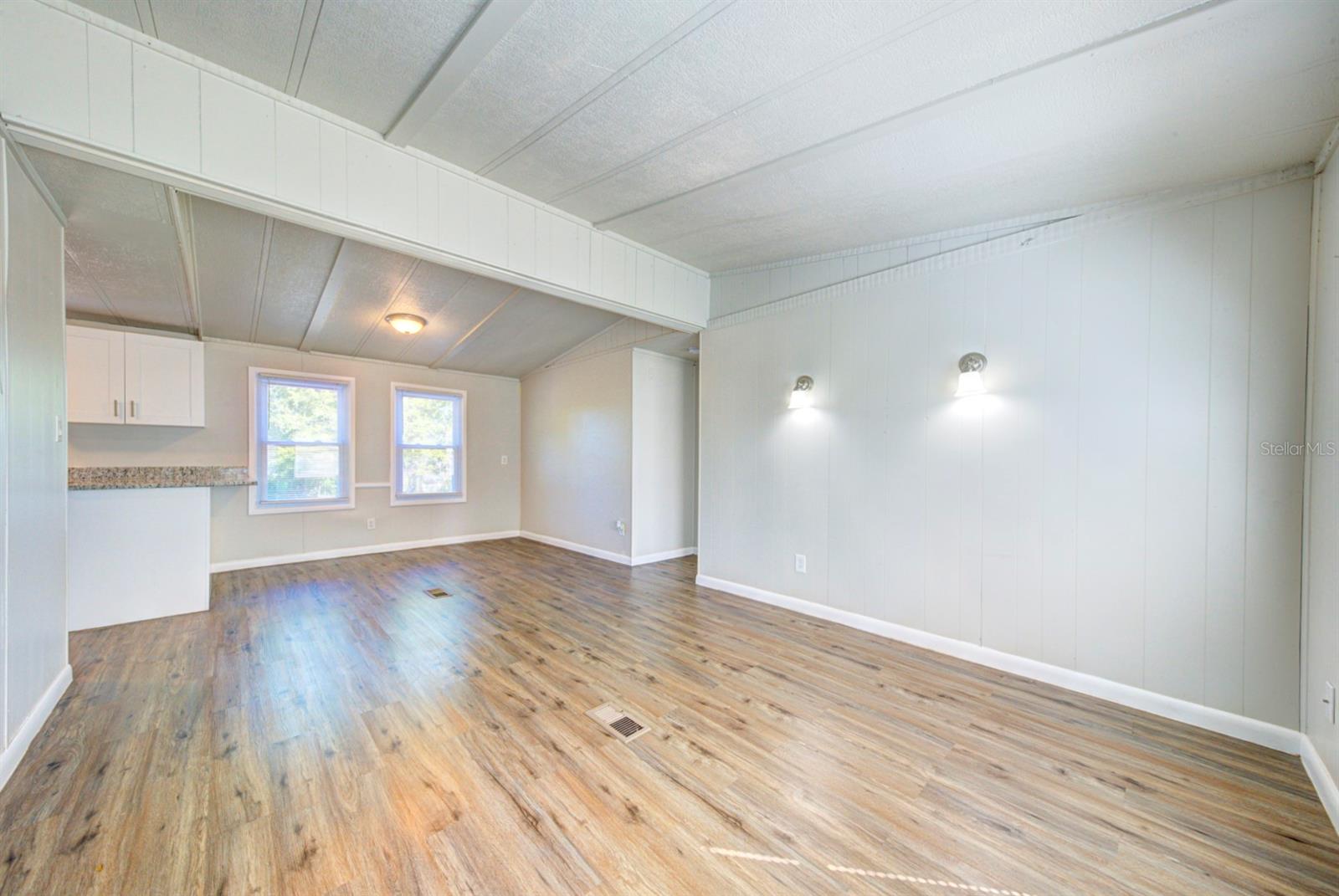 4889 CAMBRIDGE DR, MIMS, FL, 32754