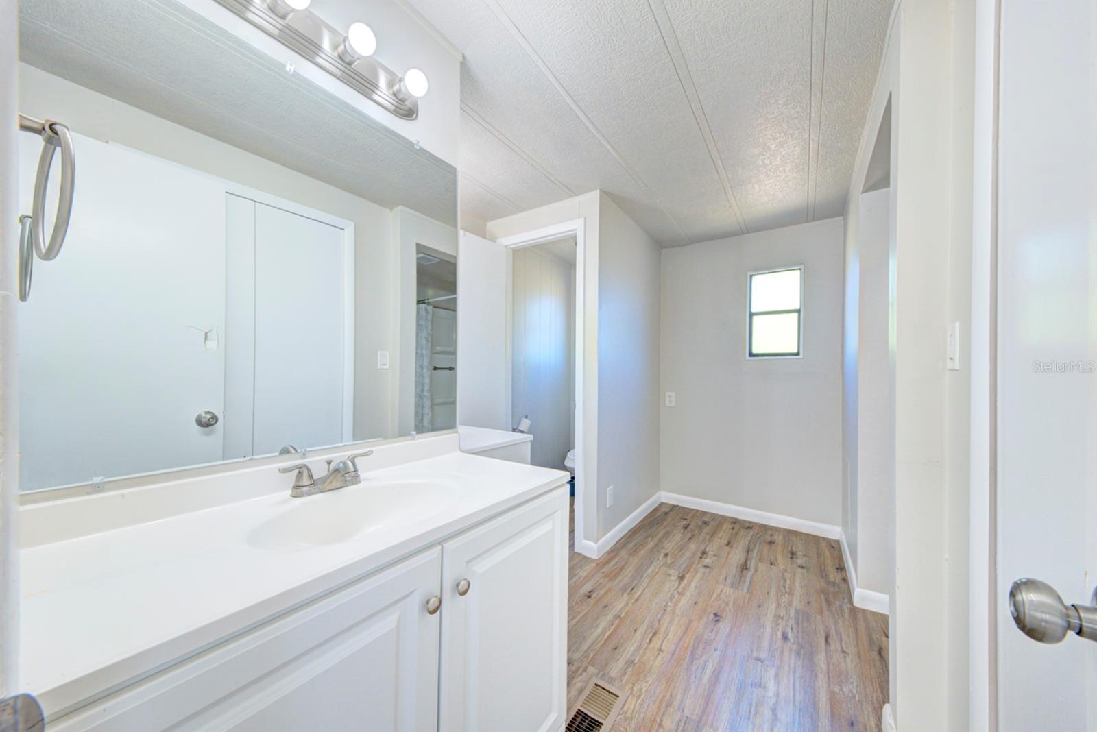 4889 CAMBRIDGE DR, MIMS, FL, 32754
