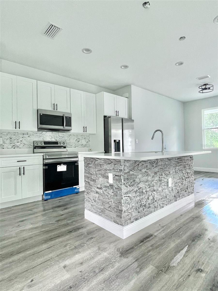 23113 BREWER AVE, PUNTA GORDA, FL, 33980