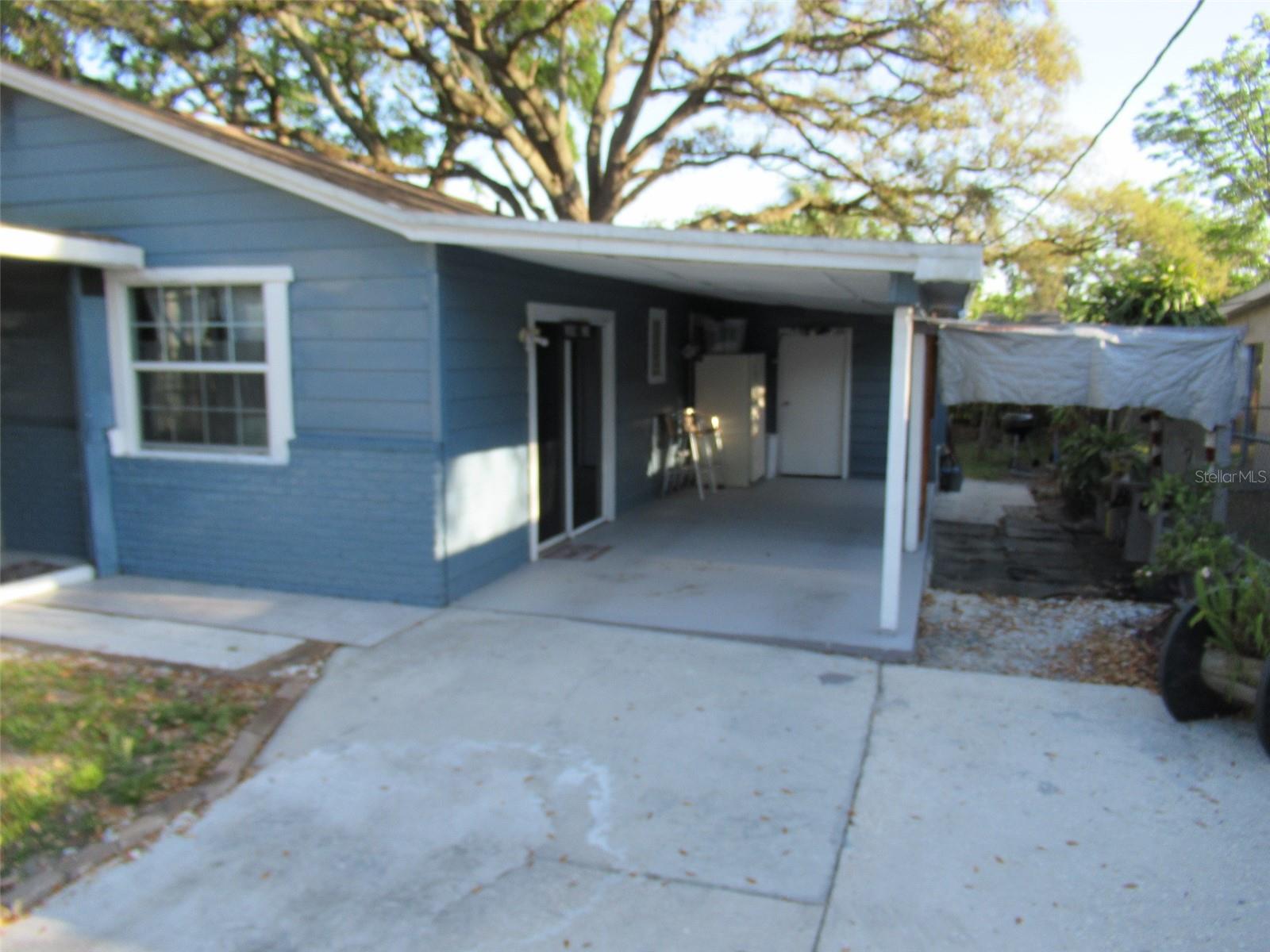 711 E 129TH AVE, TAMPA, FL, 33612