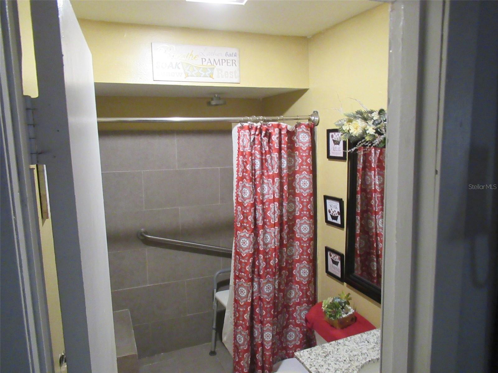 711 E 129TH AVE, TAMPA, FL, 33612