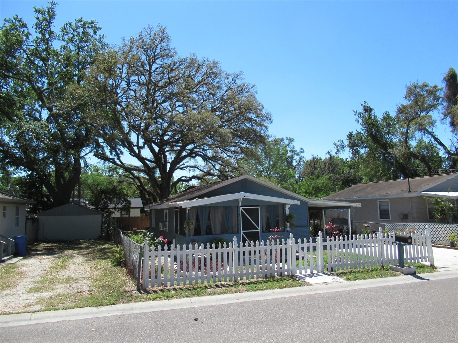 711 E 129TH AVE, TAMPA, FL, 33612