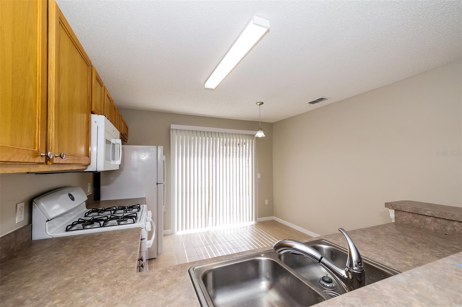 623 NICHOLSON DR, DAVENPORT, FL, 33837
