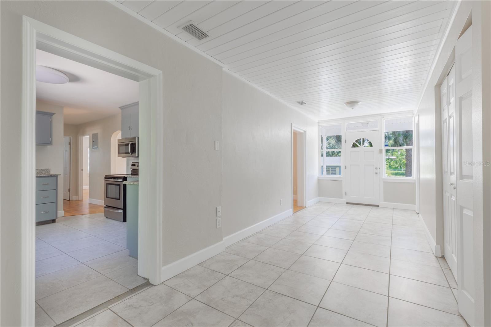 833 N TUXEDO AVE, DELAND, FL, 32724