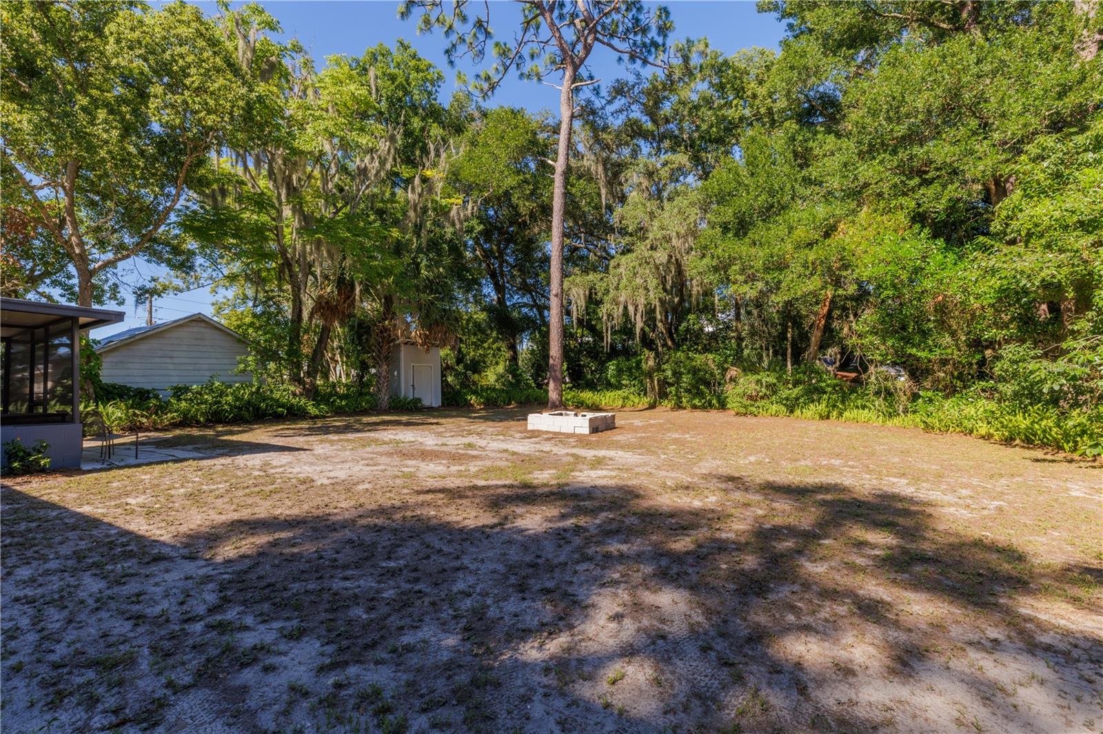 833 N TUXEDO AVE, DELAND, FL, 32724