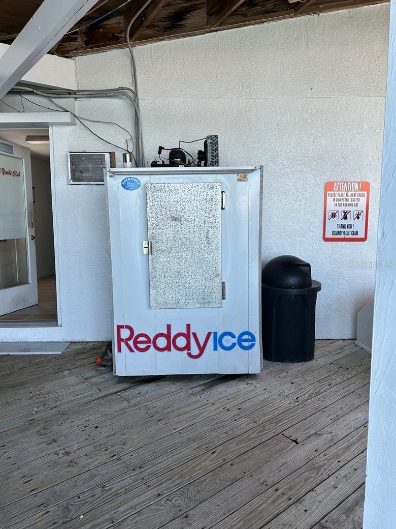 200 WINDWARD PSGE #43, CLEARWATER BEACH, FL, 33767
