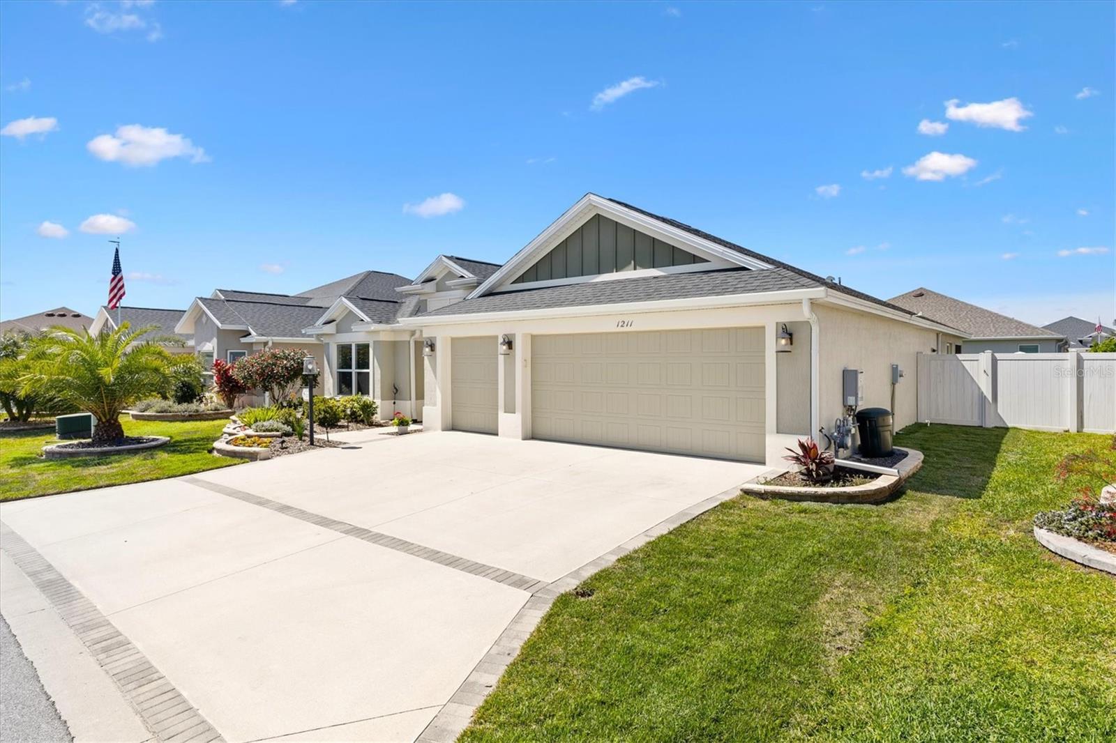 1211 ISABELLE PL, THE VILLAGES, FL, 32163