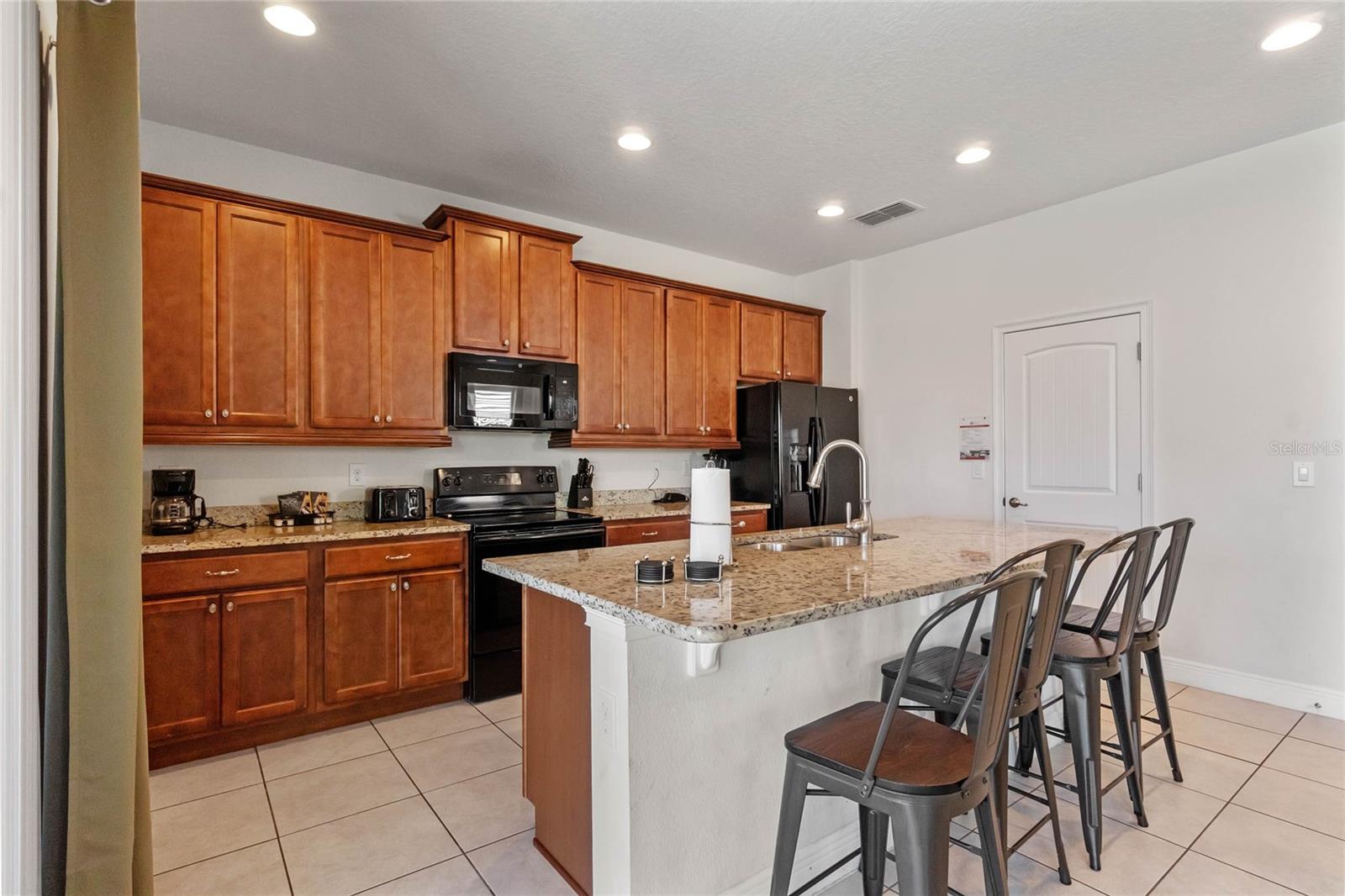 7556 MARKER AVE, KISSIMMEE, FL, 34747