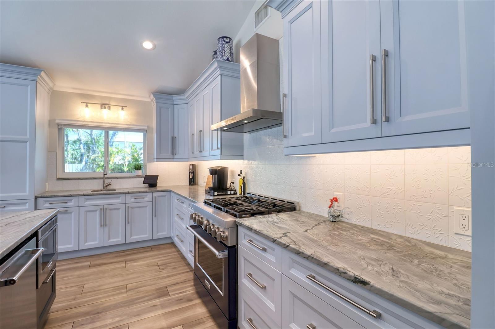 126 ORANGEWOOD DR, DUNEDIN, FL, 34698