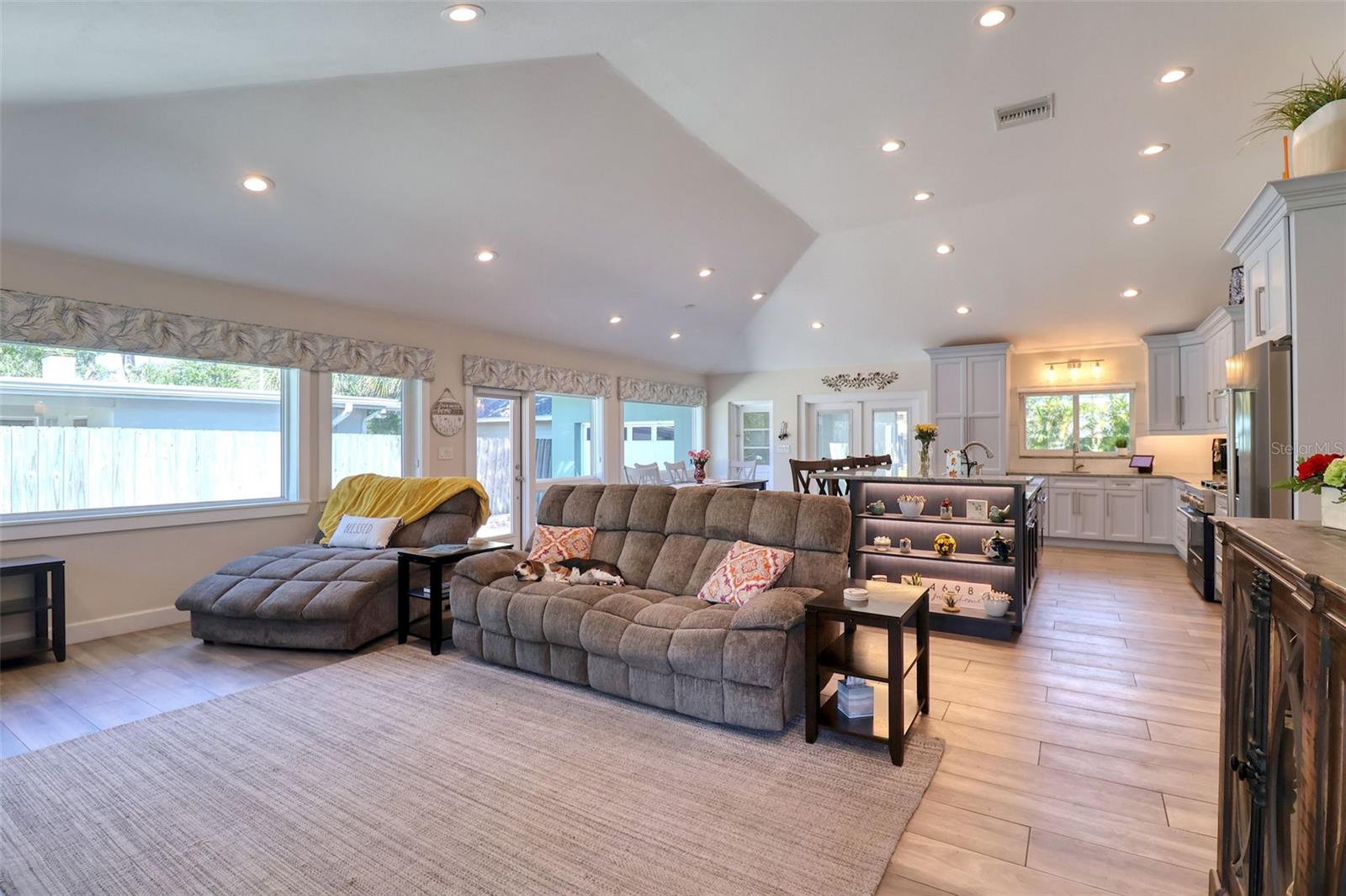 126 ORANGEWOOD DR, DUNEDIN, FL, 34698