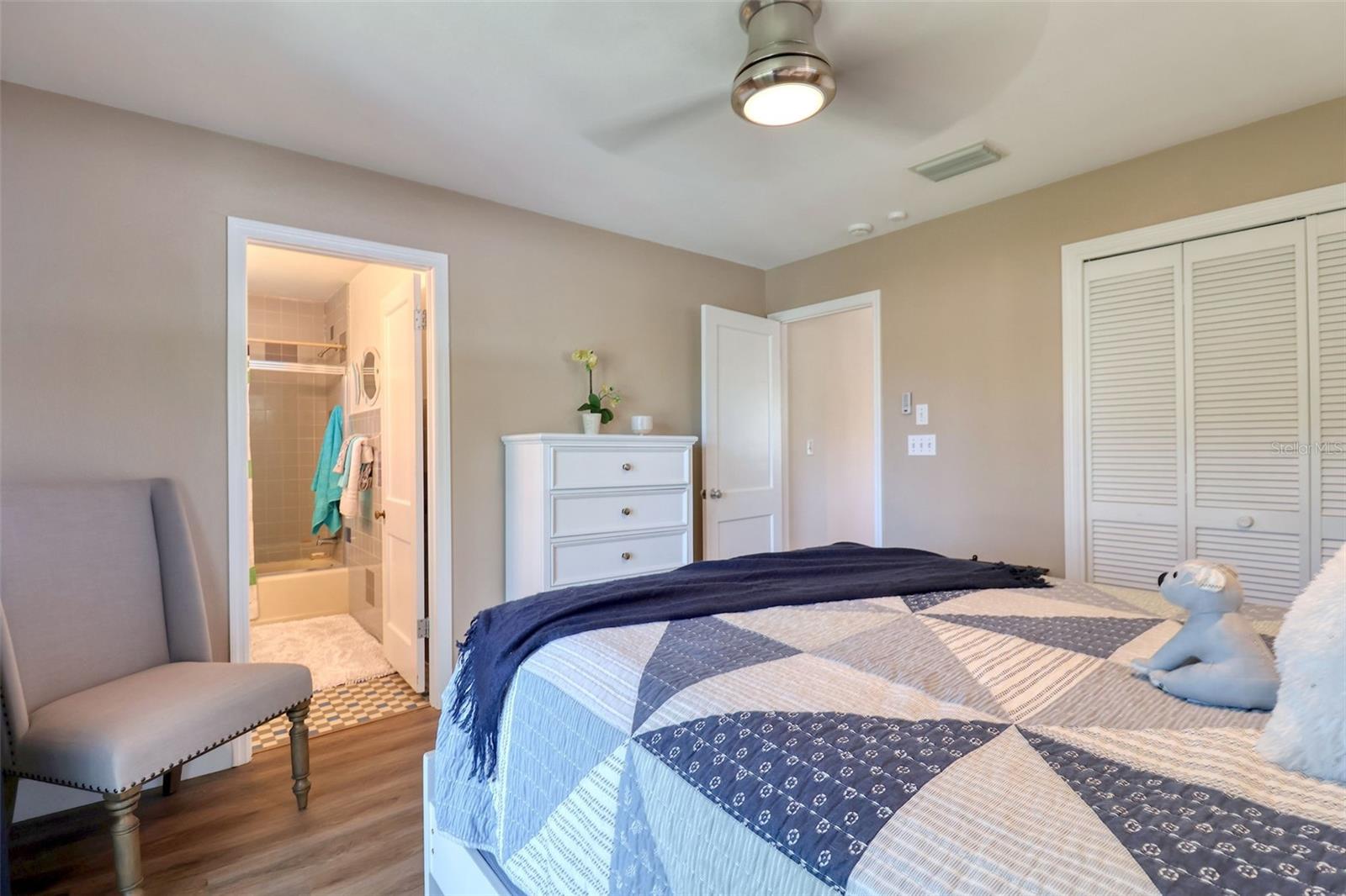 126 ORANGEWOOD DR, DUNEDIN, FL, 34698