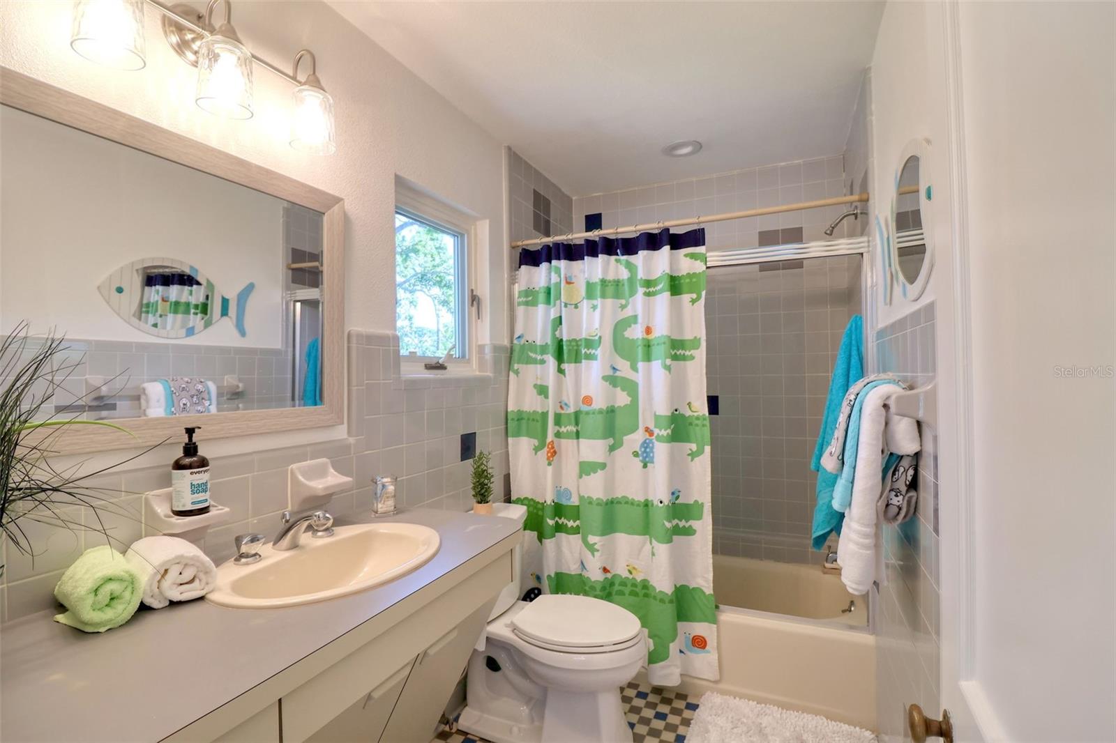 126 ORANGEWOOD DR, DUNEDIN, FL, 34698