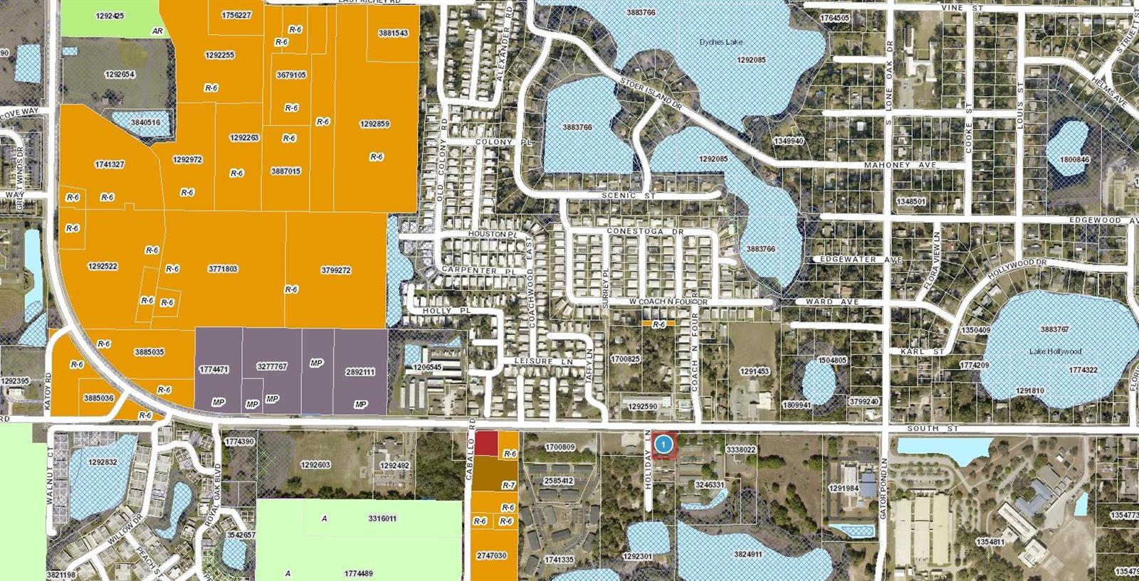 2405 SOUTH ST, LEESBURG, FL, 34748