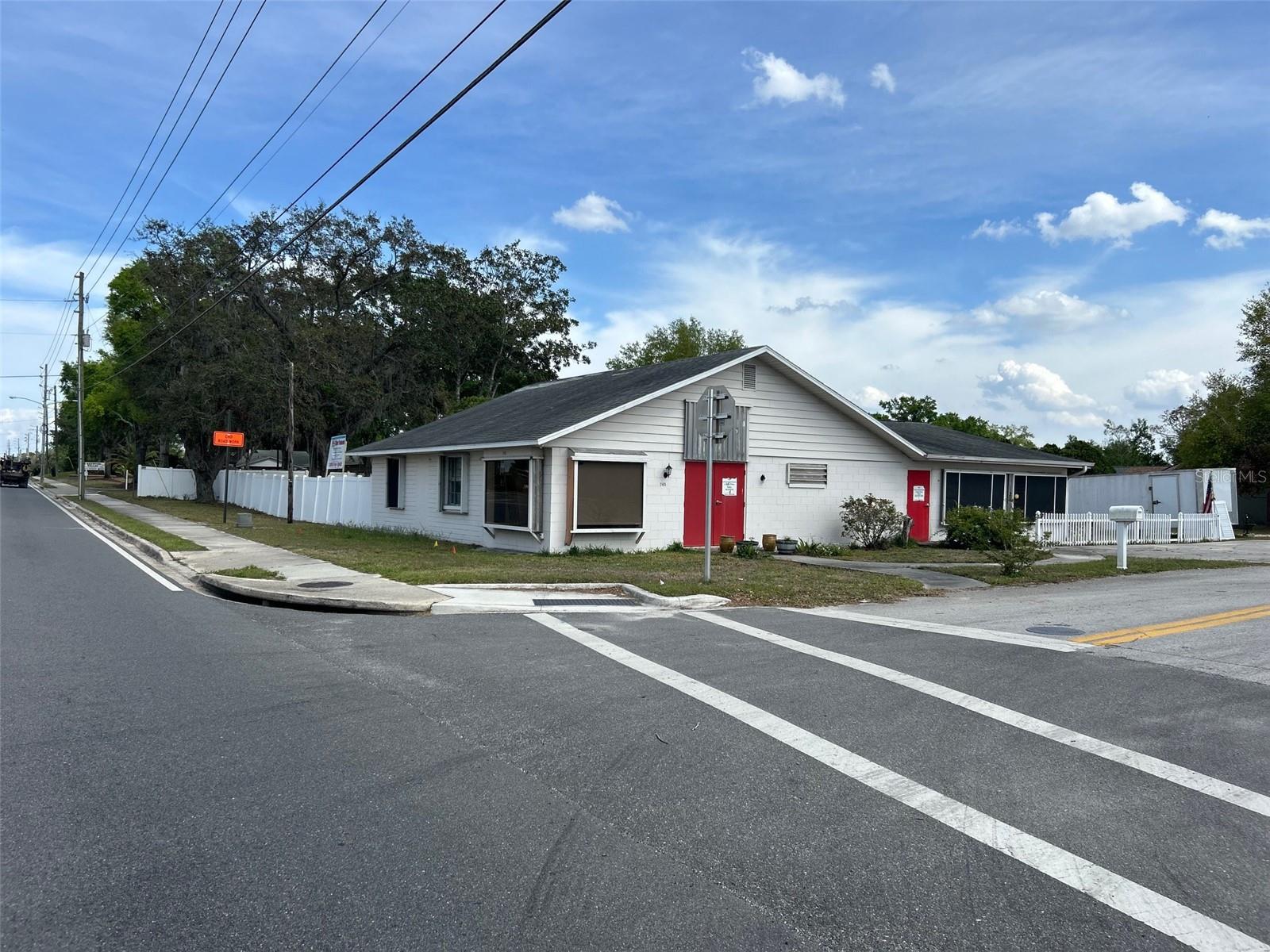 2405 SOUTH ST, LEESBURG, FL, 34748