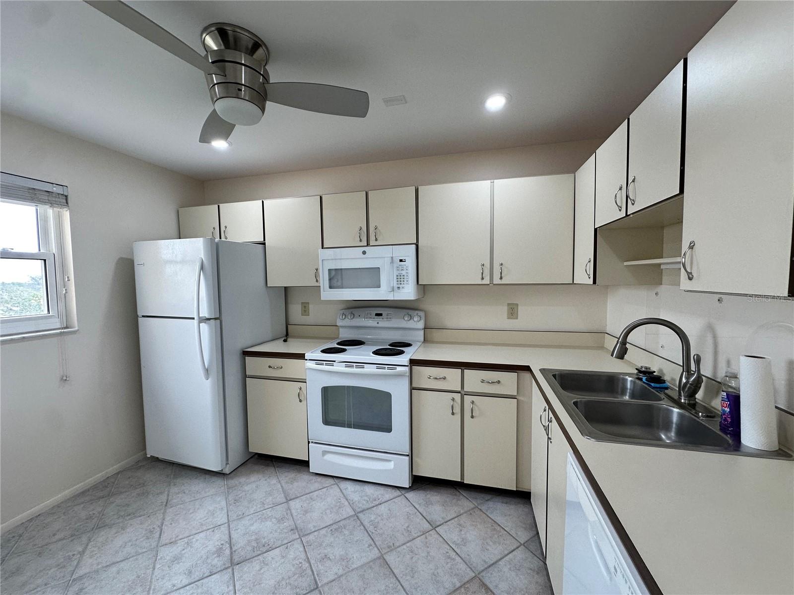 3640 IRONWOOD CIR #601N, BRADENTON, FL, 34209
