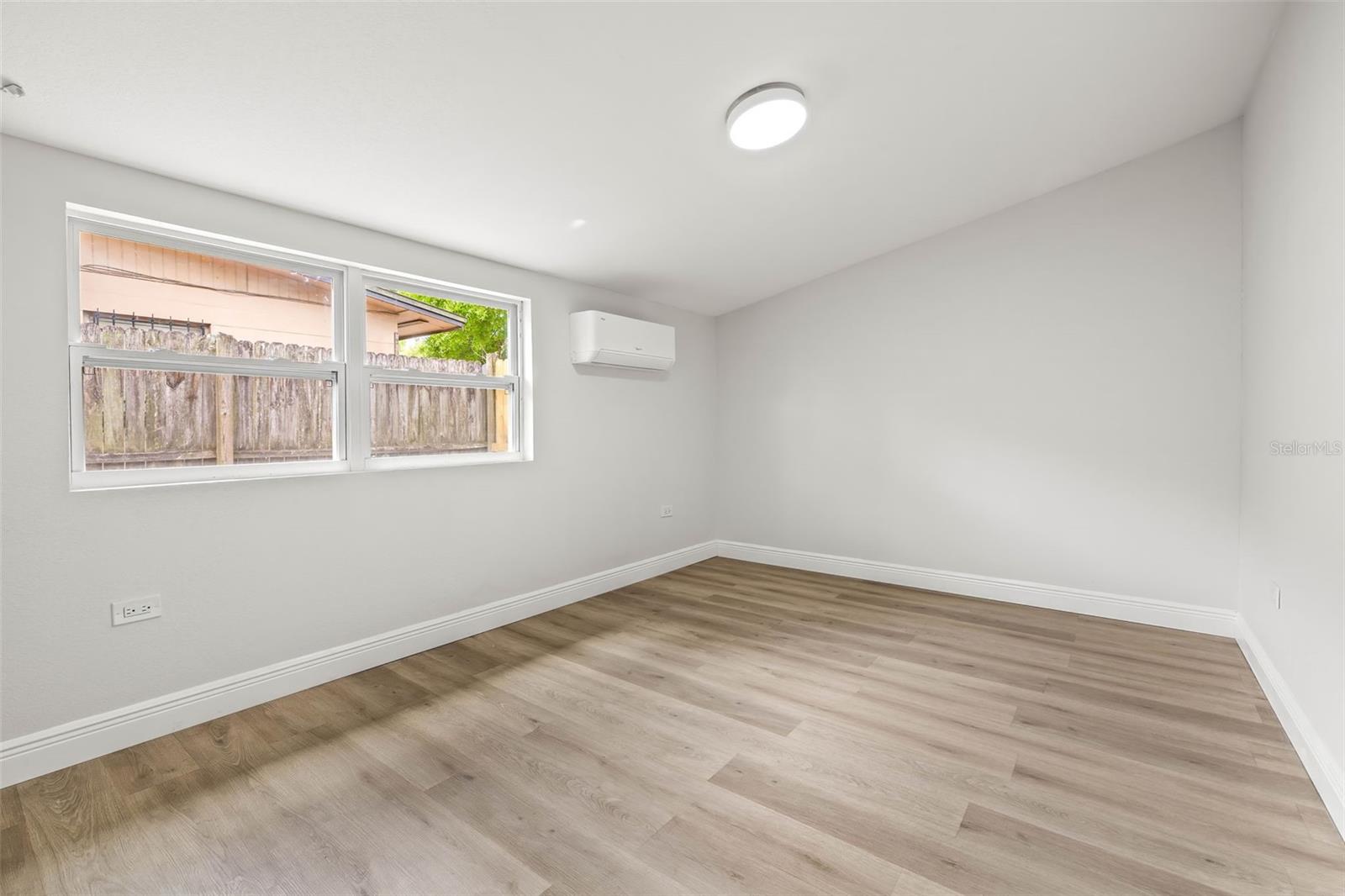 10909 N LANTANA AVE, TAMPA, FL, 33612