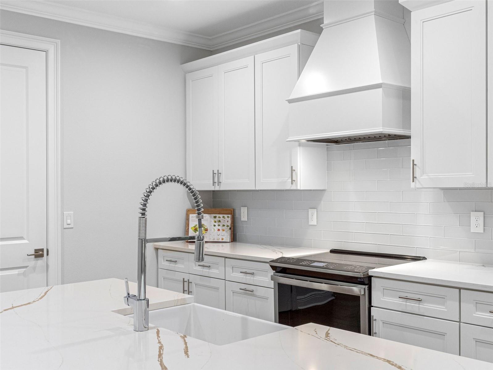 410 S CHURCH AVE, TAMPA, FL, 33609