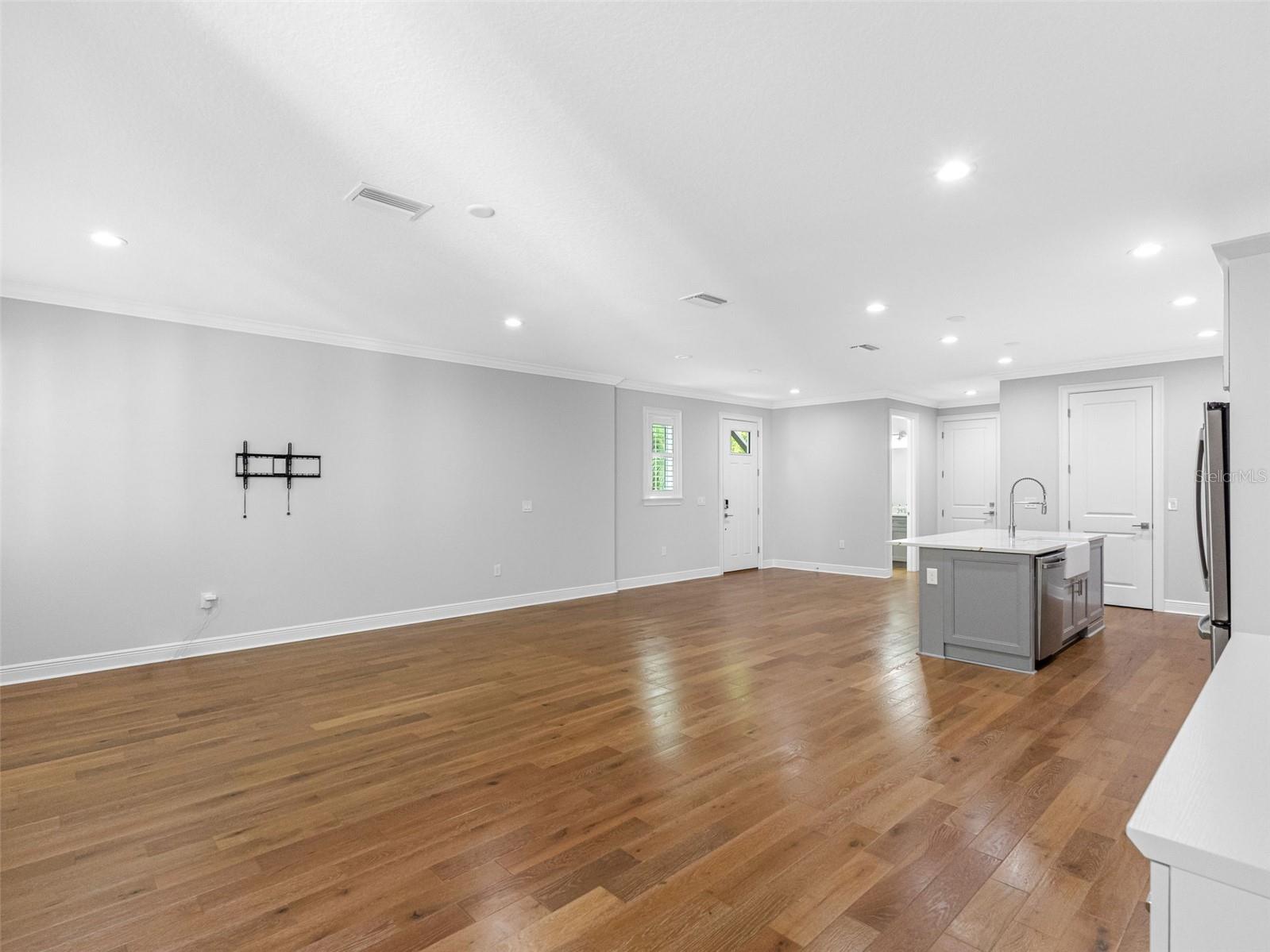 410 S CHURCH AVE, TAMPA, FL, 33609