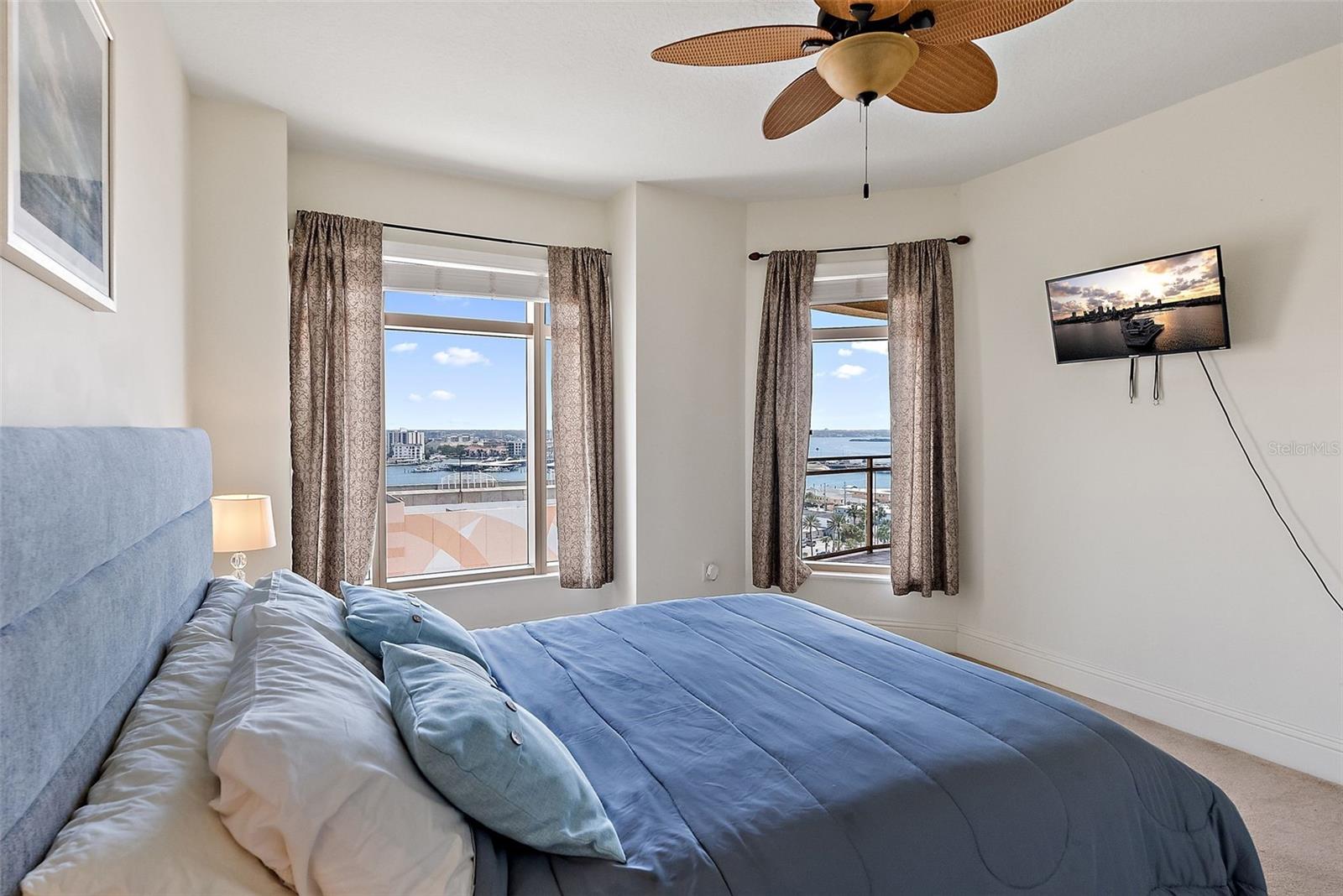11 BAYMONT ST #1109, CLEARWATER BEACH, FL, 33767