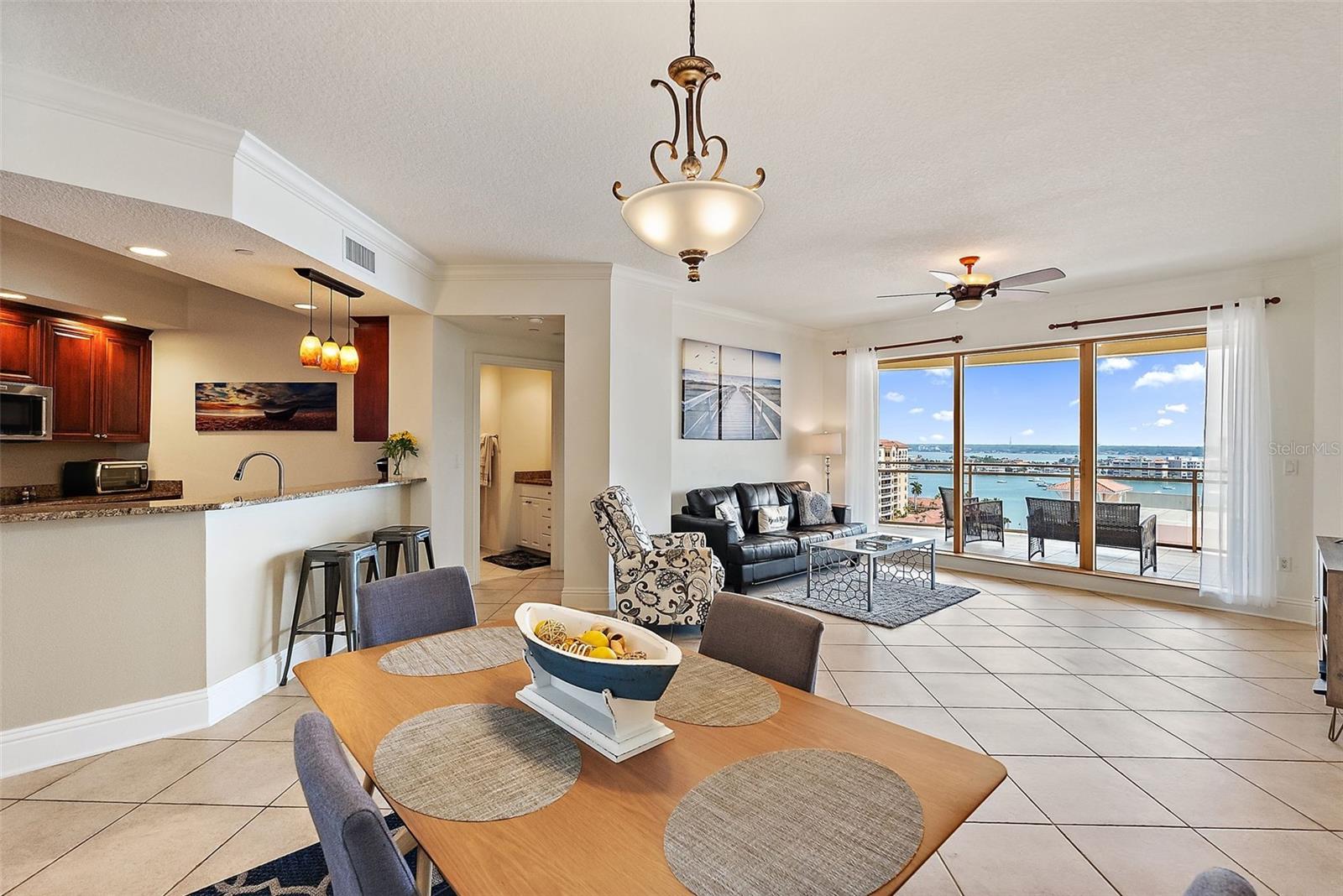11 BAYMONT ST #1109, CLEARWATER BEACH, FL, 33767