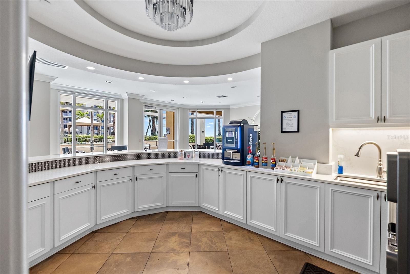 11 BAYMONT ST #1109, CLEARWATER BEACH, FL, 33767