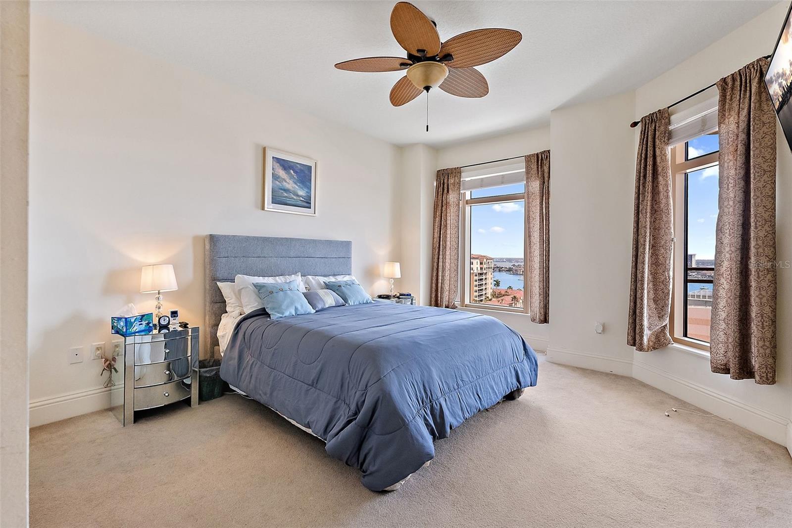 11 BAYMONT ST #1109, CLEARWATER BEACH, FL, 33767