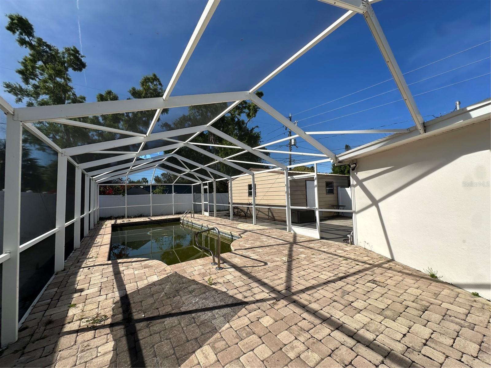 4031 BAY ST NE, ST PETERSBURG, FL, 33703