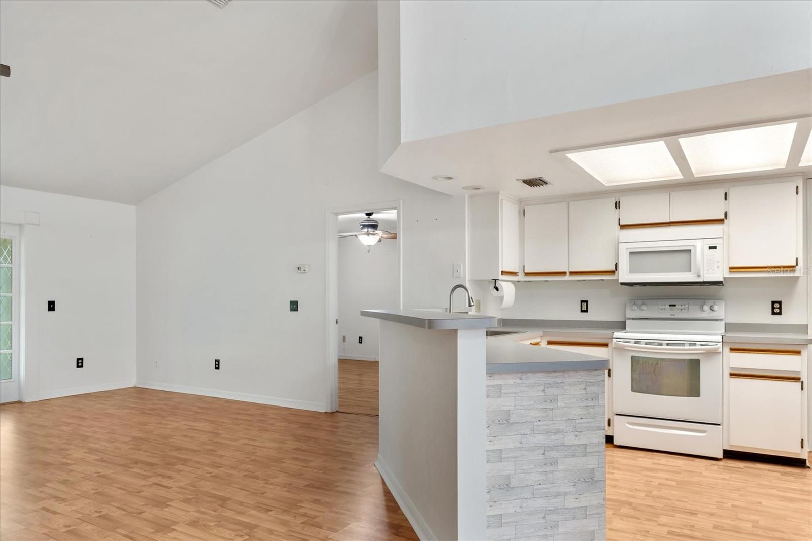 139 SW BAY PL, FORT WHITE, FL, 32038