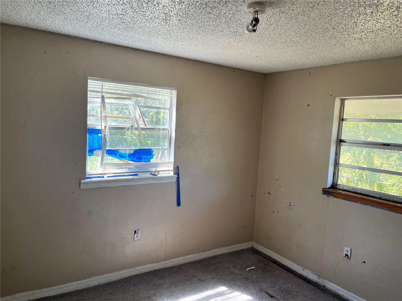 3209 E ELLICOTT ST, TAMPA, FL, 33610