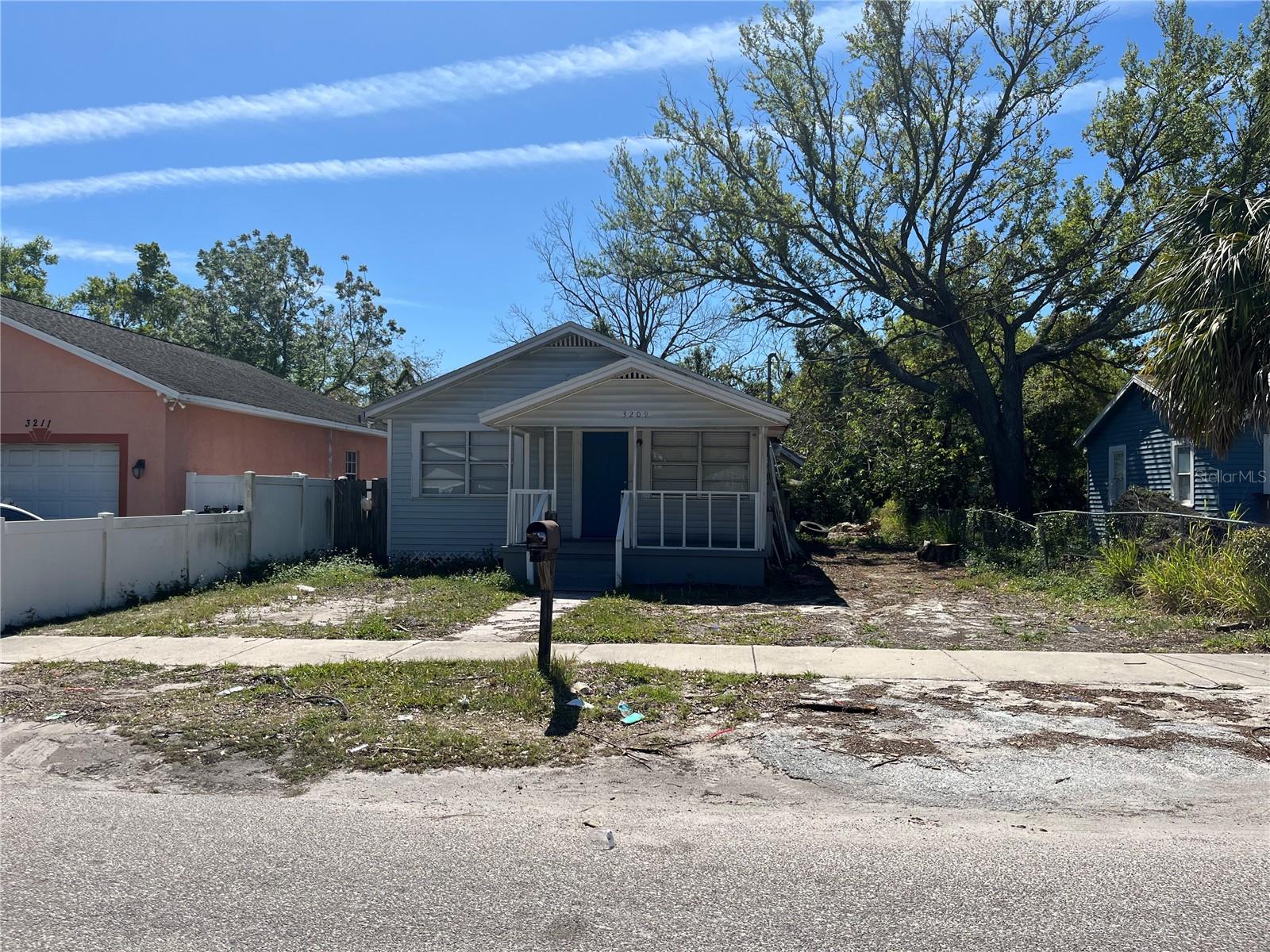 3209 E ELLICOTT ST, TAMPA, FL, 33610