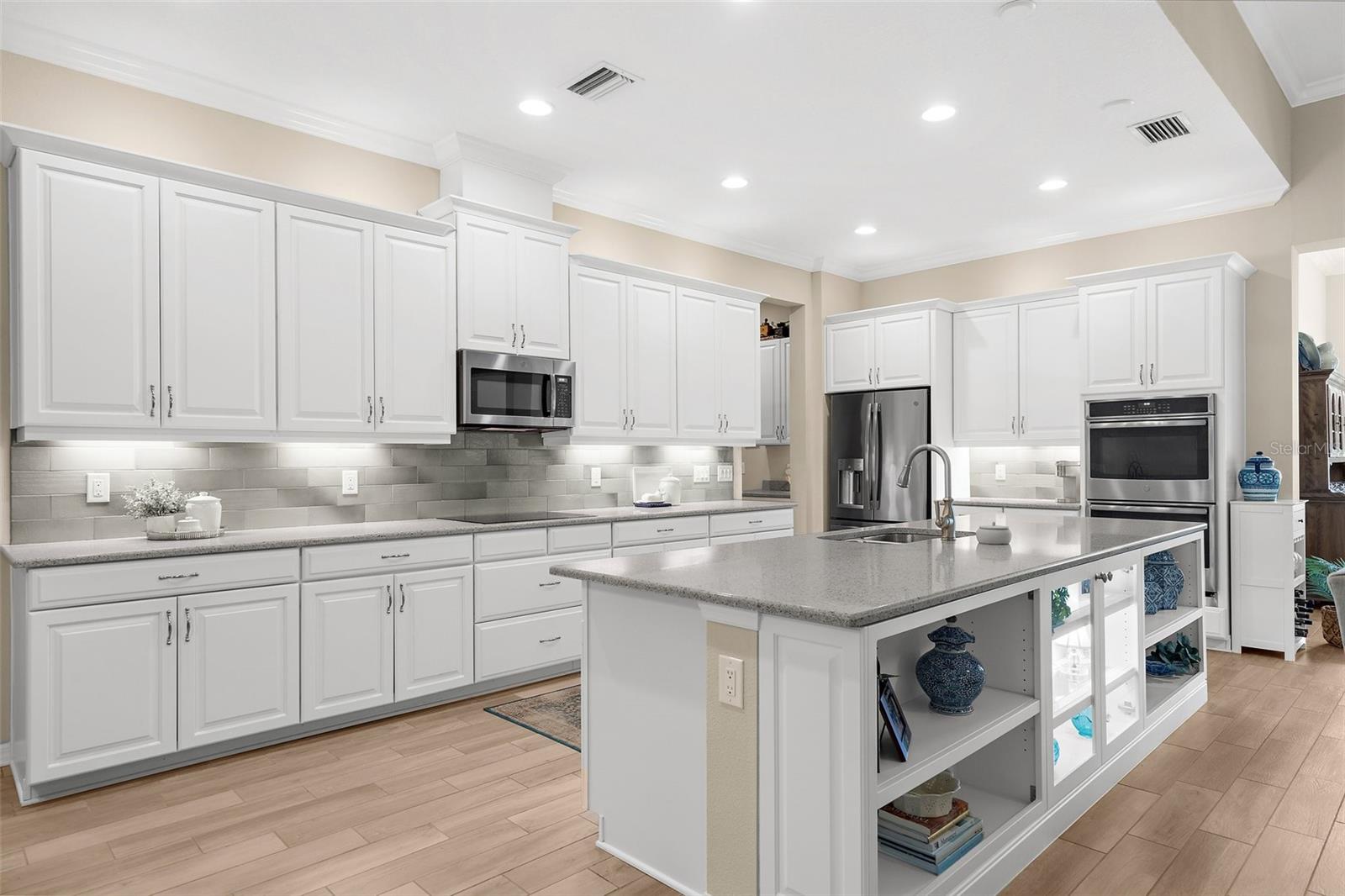 19825 BRIDGETOWN LOOP, VENICE, FL, 34293