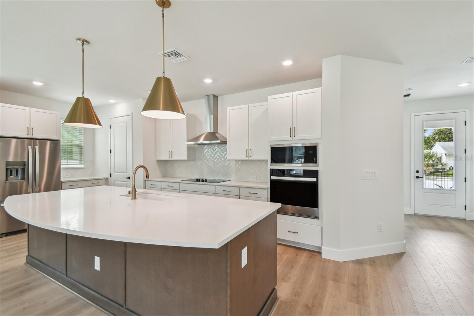 5235 9TH AVE N, ST PETERSBURG, FL, 33710