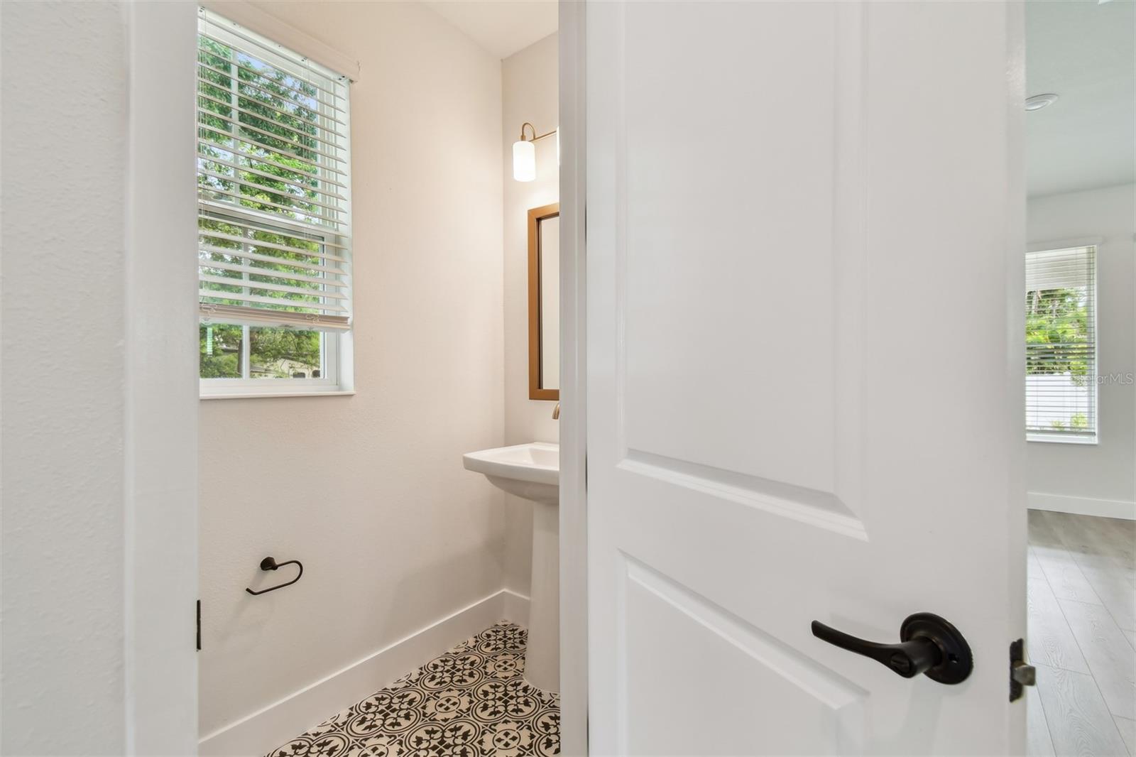 5235 9TH AVE N, ST PETERSBURG, FL, 33710
