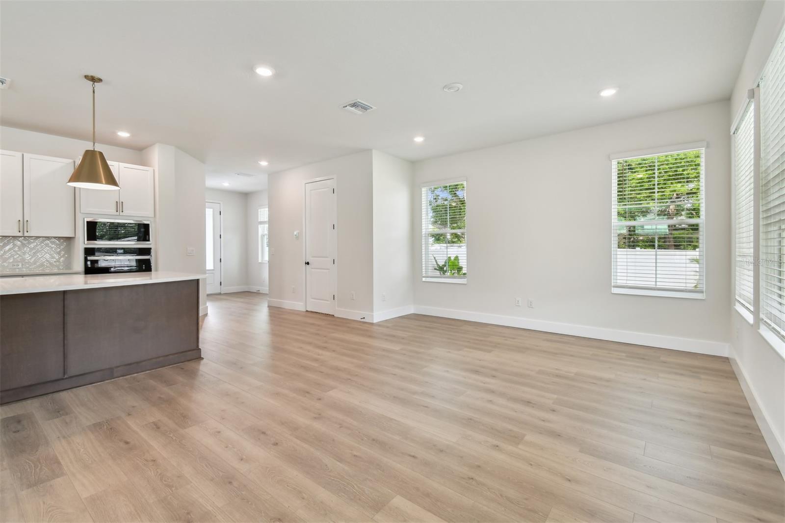 5235 9TH AVE N, ST PETERSBURG, FL, 33710