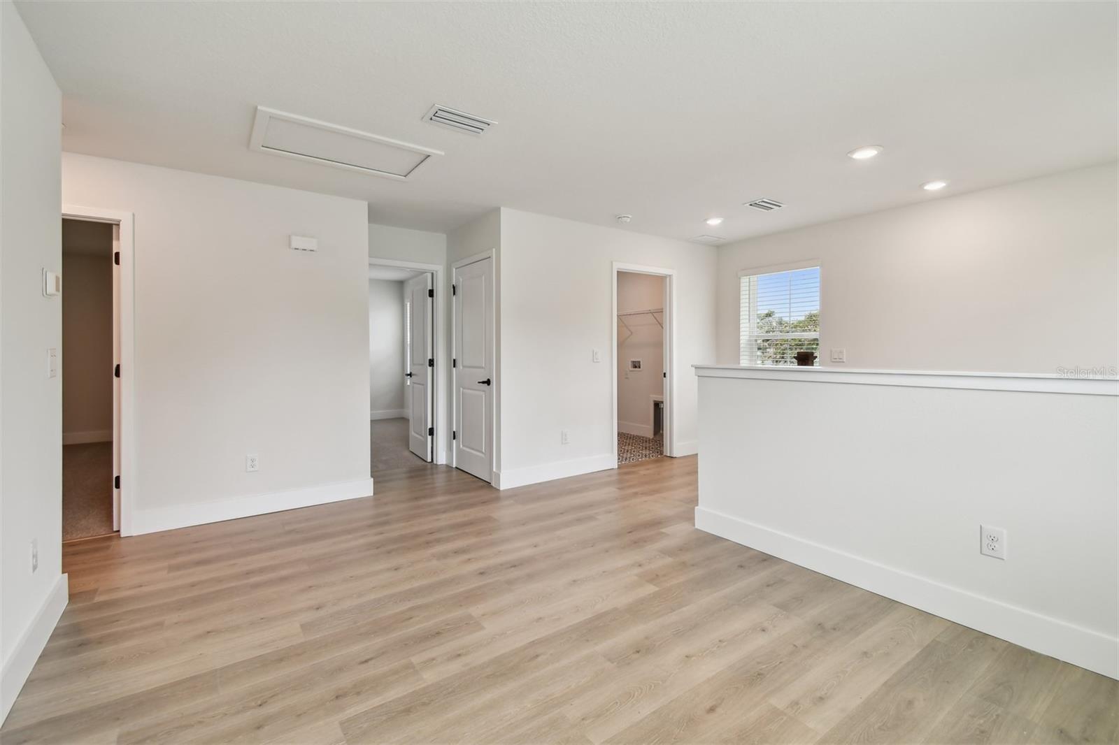 5235 9TH AVE N, ST PETERSBURG, FL, 33710
