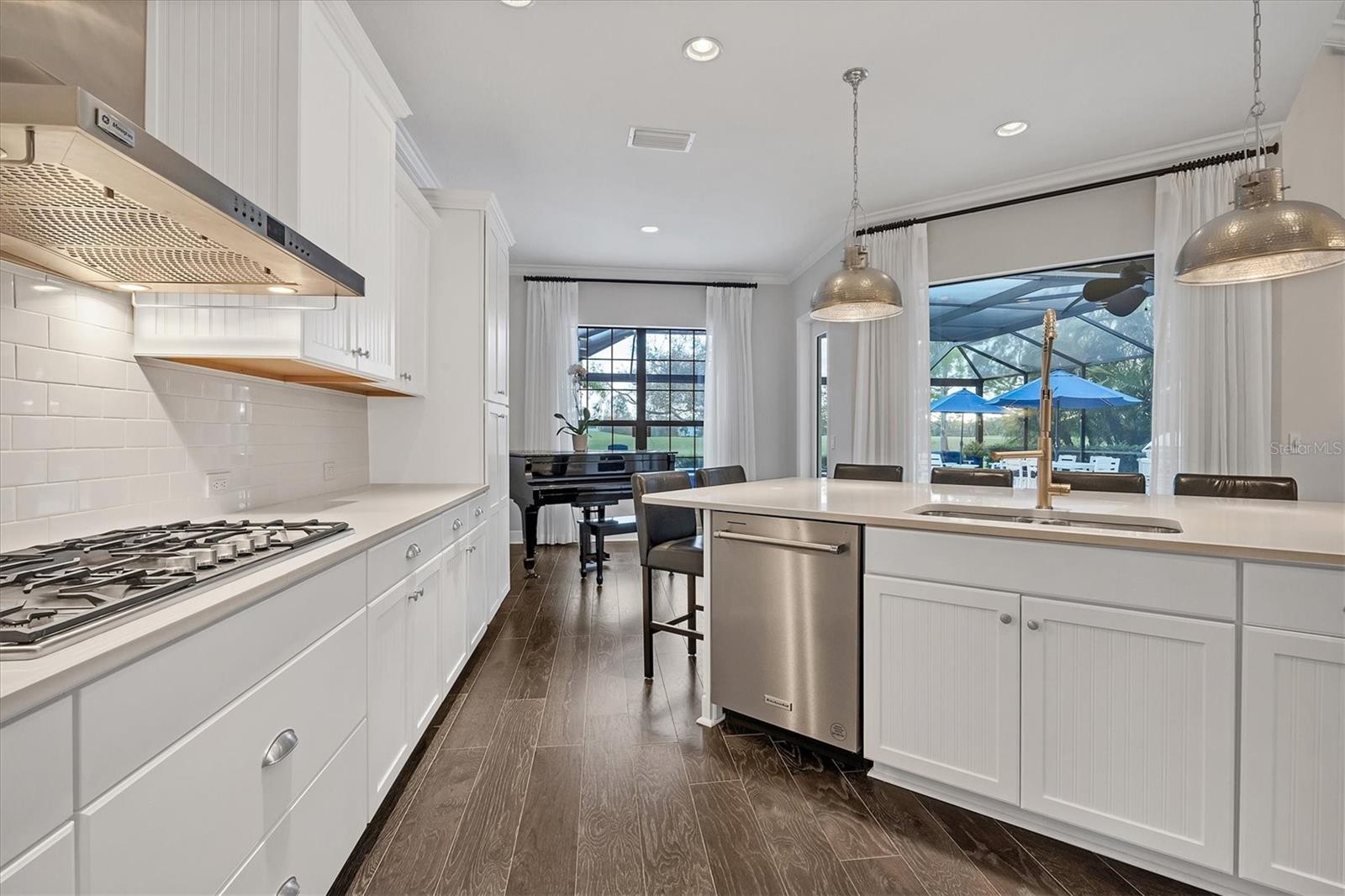 15024 CASTLE PARK TER, LAKEWOOD RANCH, FL, 34202