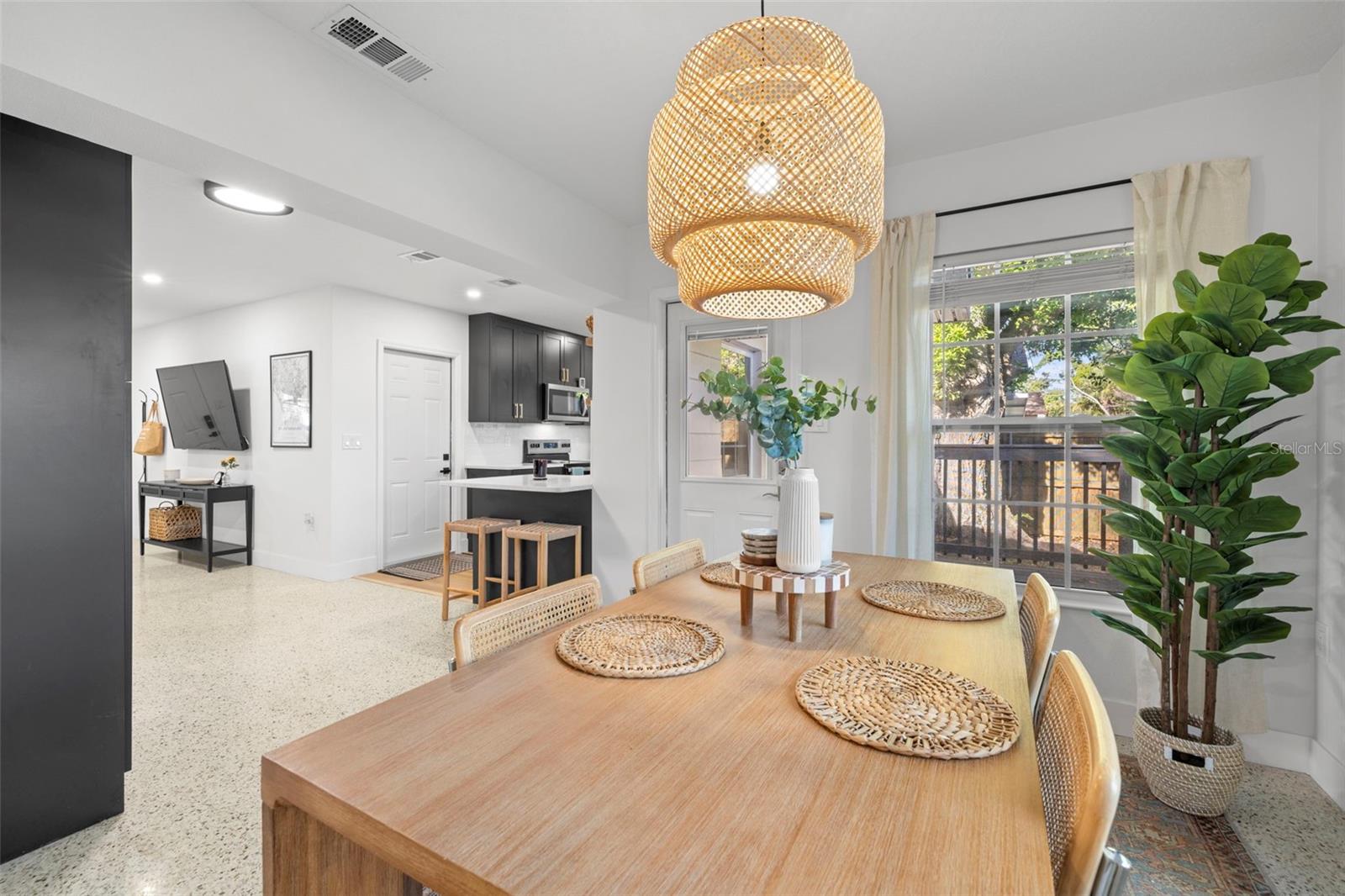 5809 DARTMOUTH AVE N, ST PETERSBURG, FL, 33710