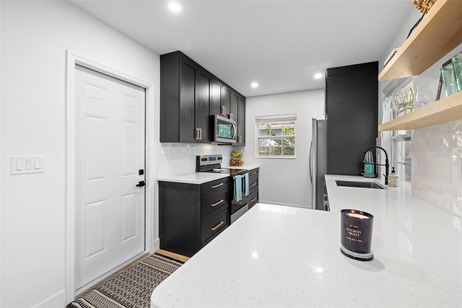 5809 DARTMOUTH AVE N, ST PETERSBURG, FL, 33710