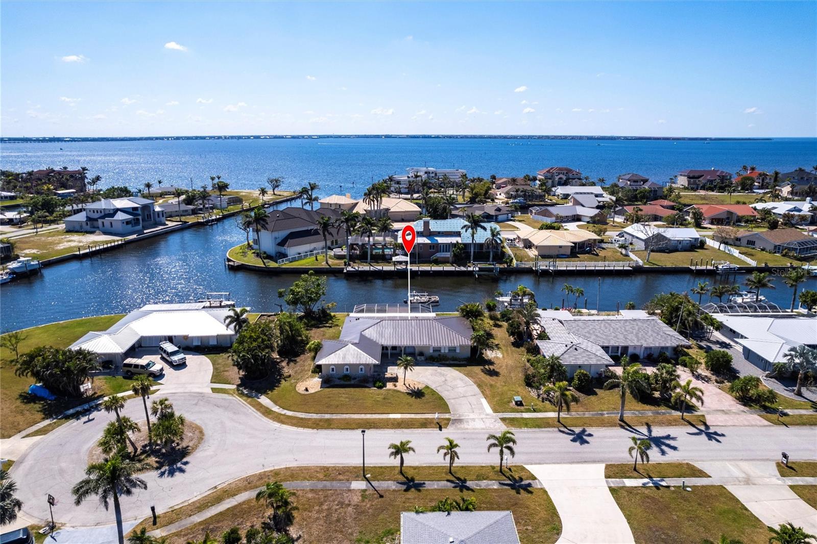 275 TAIT TER SE, PORT CHARLOTTE, FL, 33952