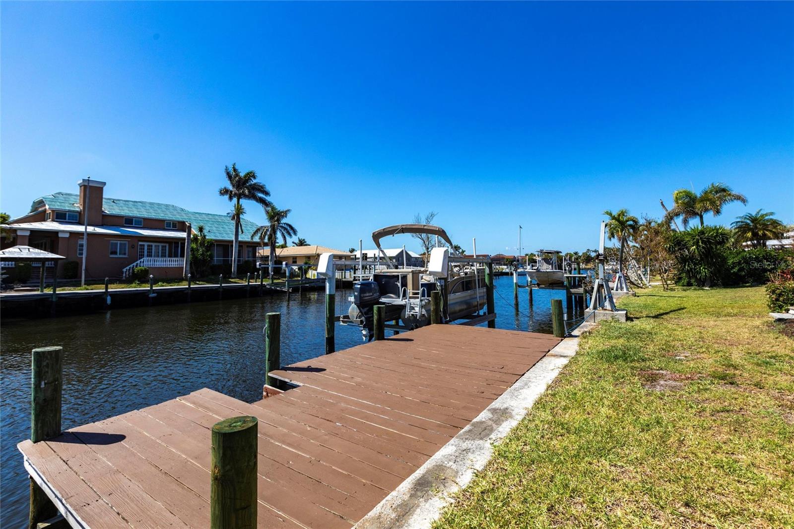 275 TAIT TER SE, PORT CHARLOTTE, FL, 33952