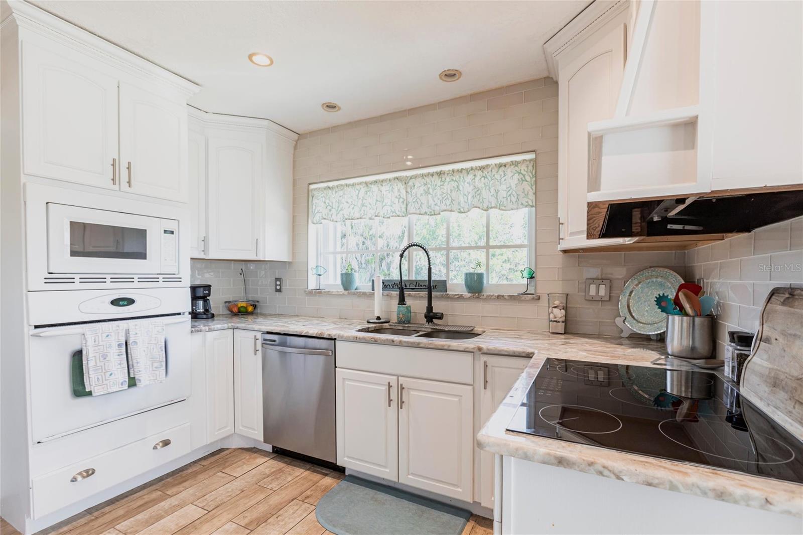 275 TAIT TER SE, PORT CHARLOTTE, FL, 33952