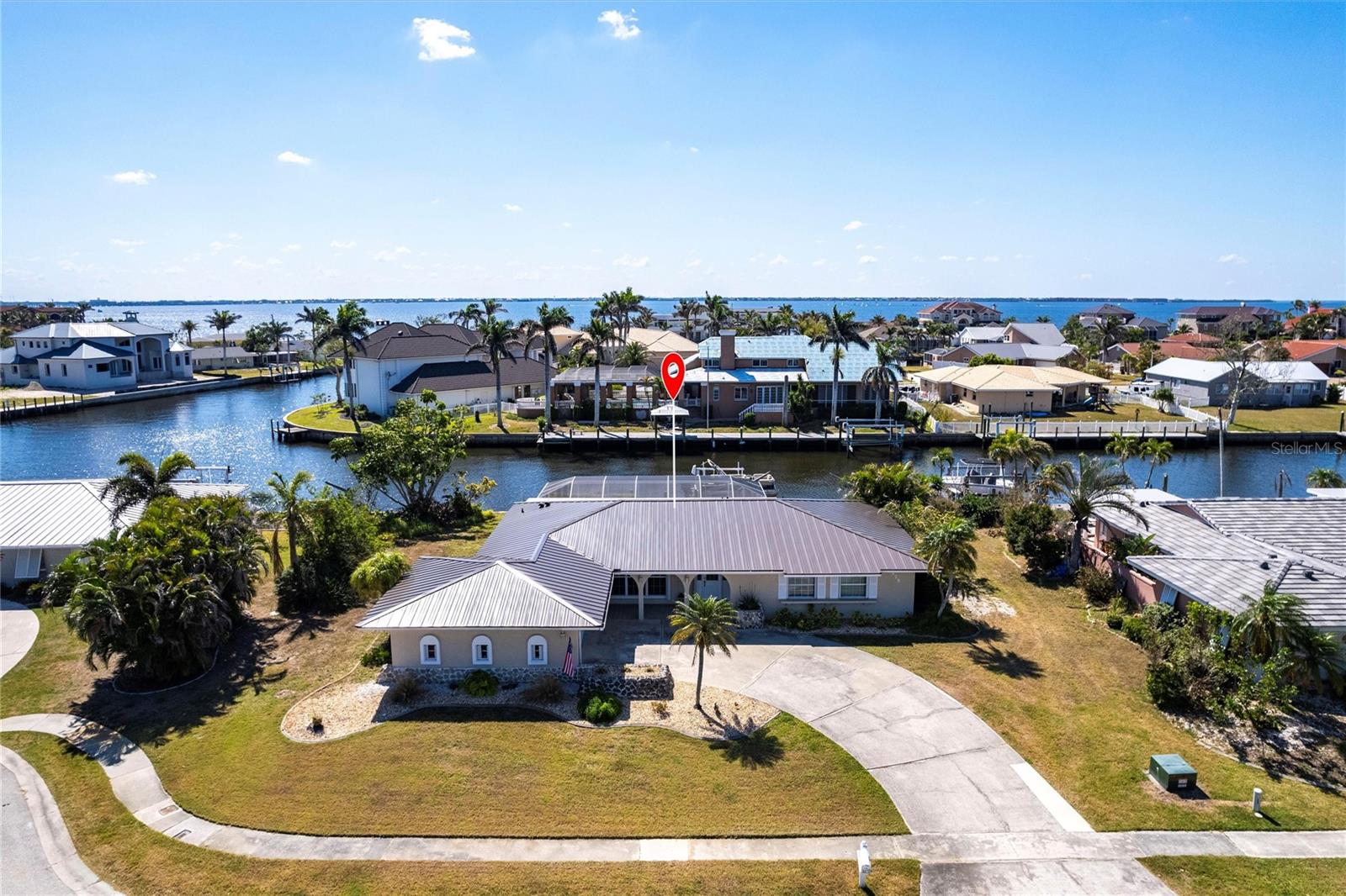 275 TAIT TER SE, PORT CHARLOTTE, FL, 33952