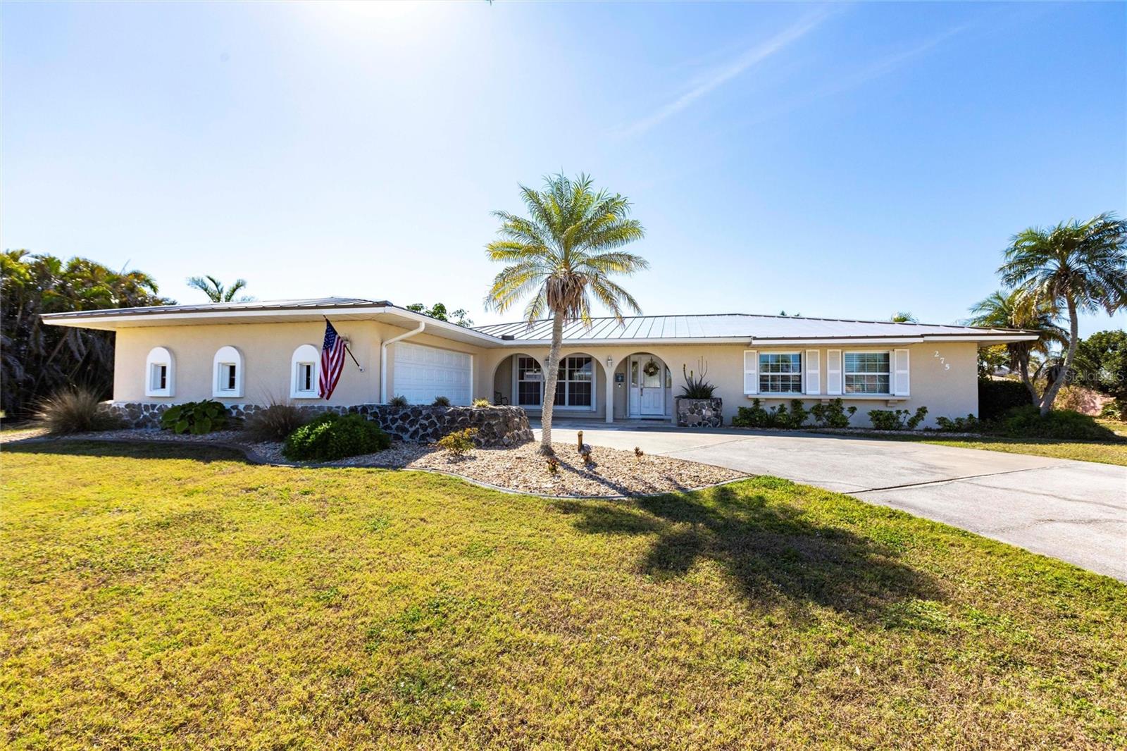 275 TAIT TER SE, PORT CHARLOTTE, FL, 33952