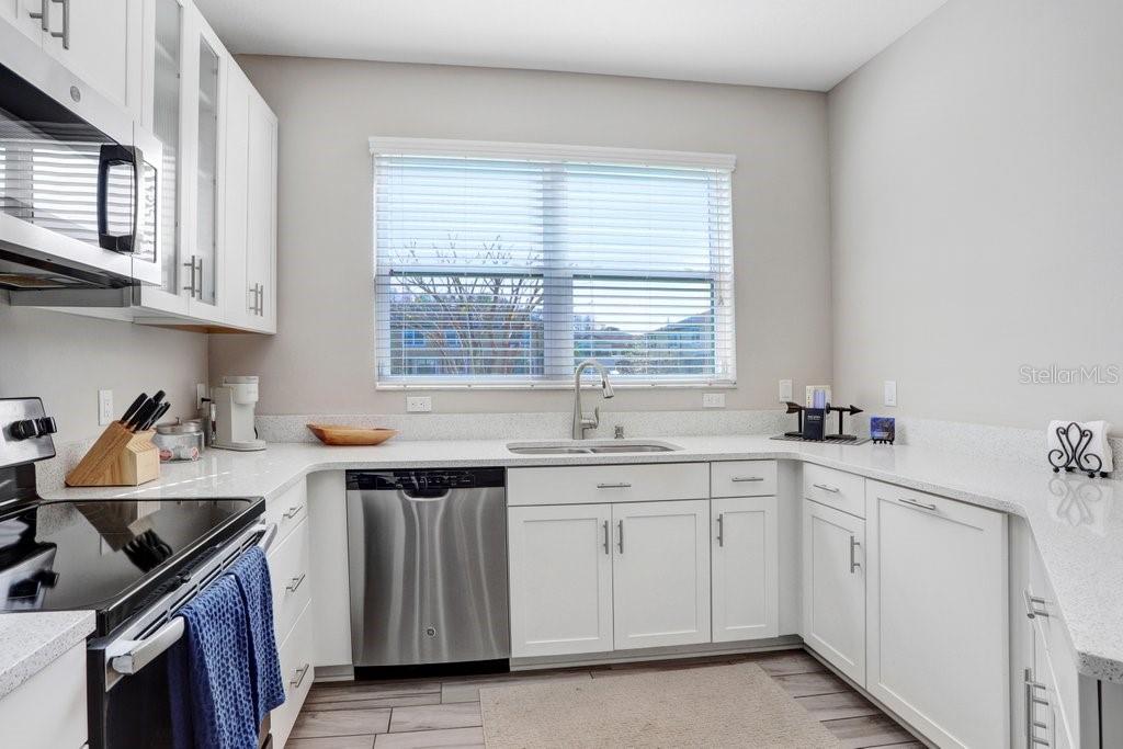 11521 CROWNED SPARROW LN, TAMPA, FL, 33626