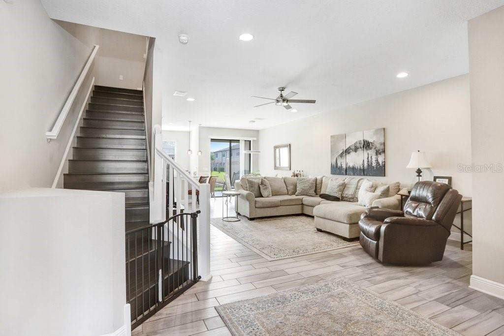 11521 CROWNED SPARROW LN, TAMPA, FL, 33626