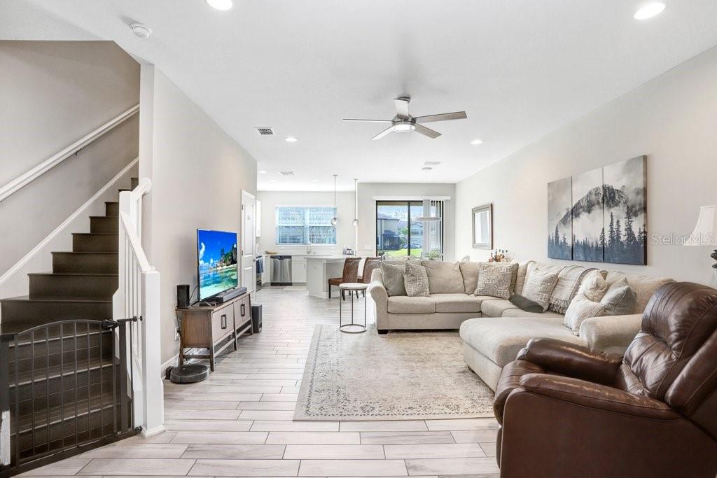 11521 CROWNED SPARROW LN, TAMPA, FL, 33626